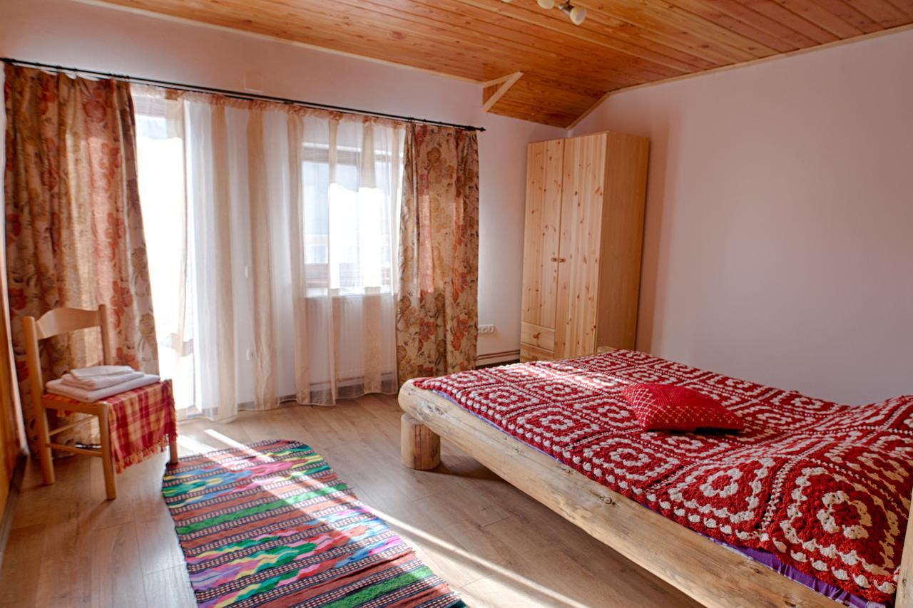 Casa Din Piatra Hotel Poiana  Bagian luar foto